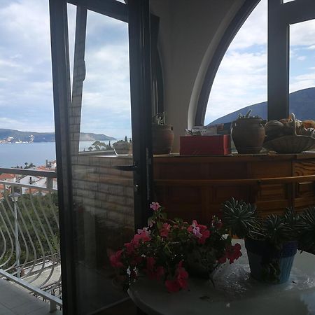 Apartments La Dolce Vita Herceg Novi Esterno foto