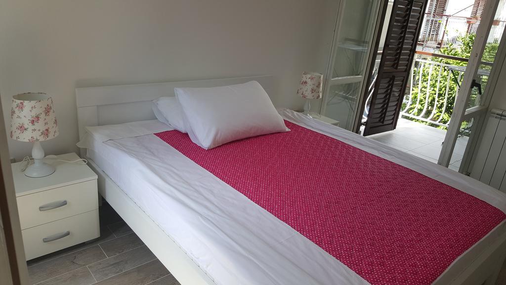 Apartments La Dolce Vita Herceg Novi Esterno foto