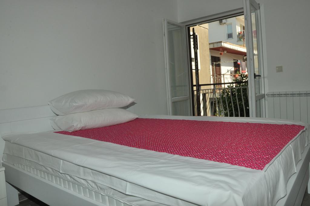 Apartments La Dolce Vita Herceg Novi Esterno foto