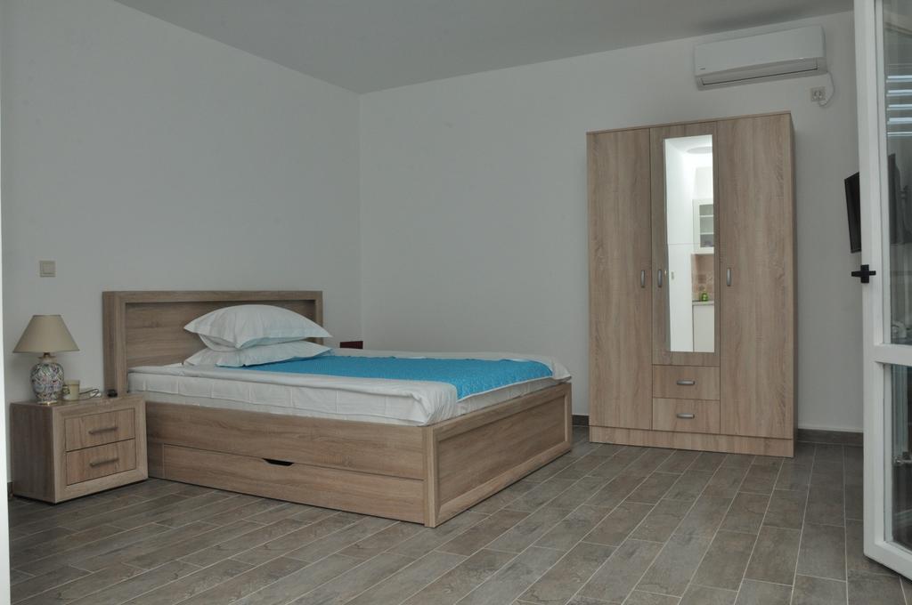 Apartments La Dolce Vita Herceg Novi Esterno foto