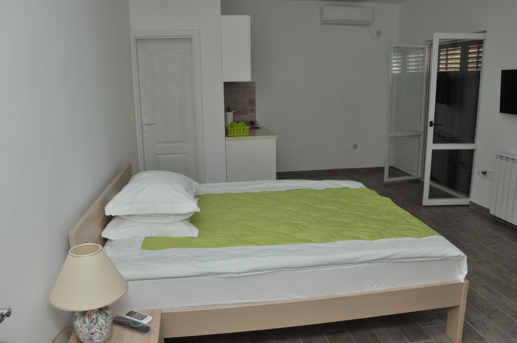 Apartments La Dolce Vita Herceg Novi Esterno foto