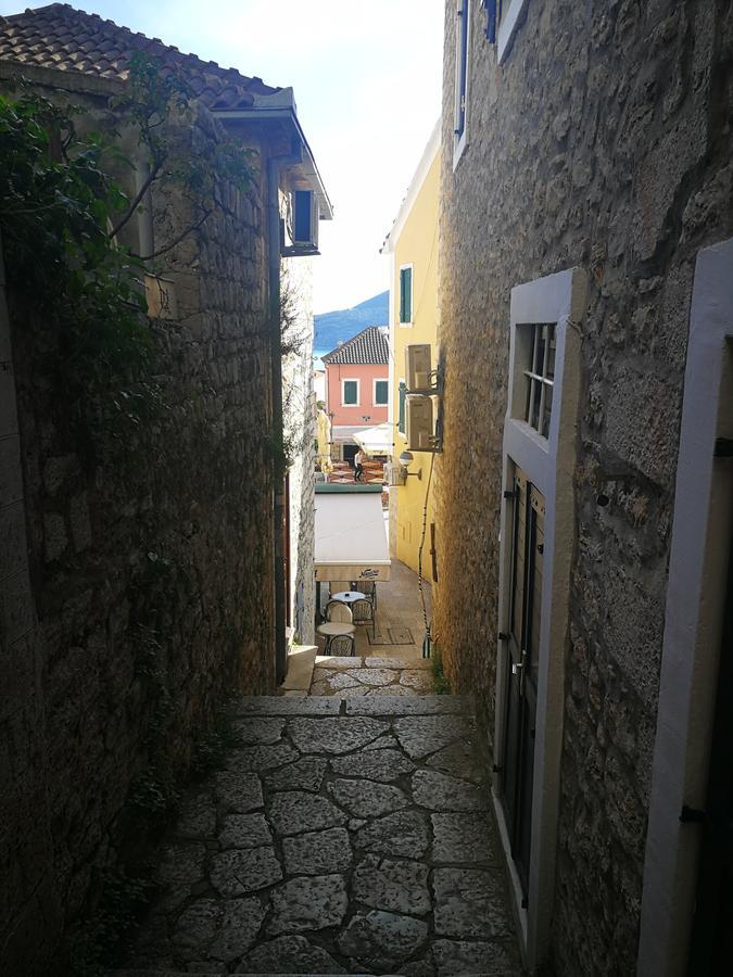 Apartments La Dolce Vita Herceg Novi Esterno foto