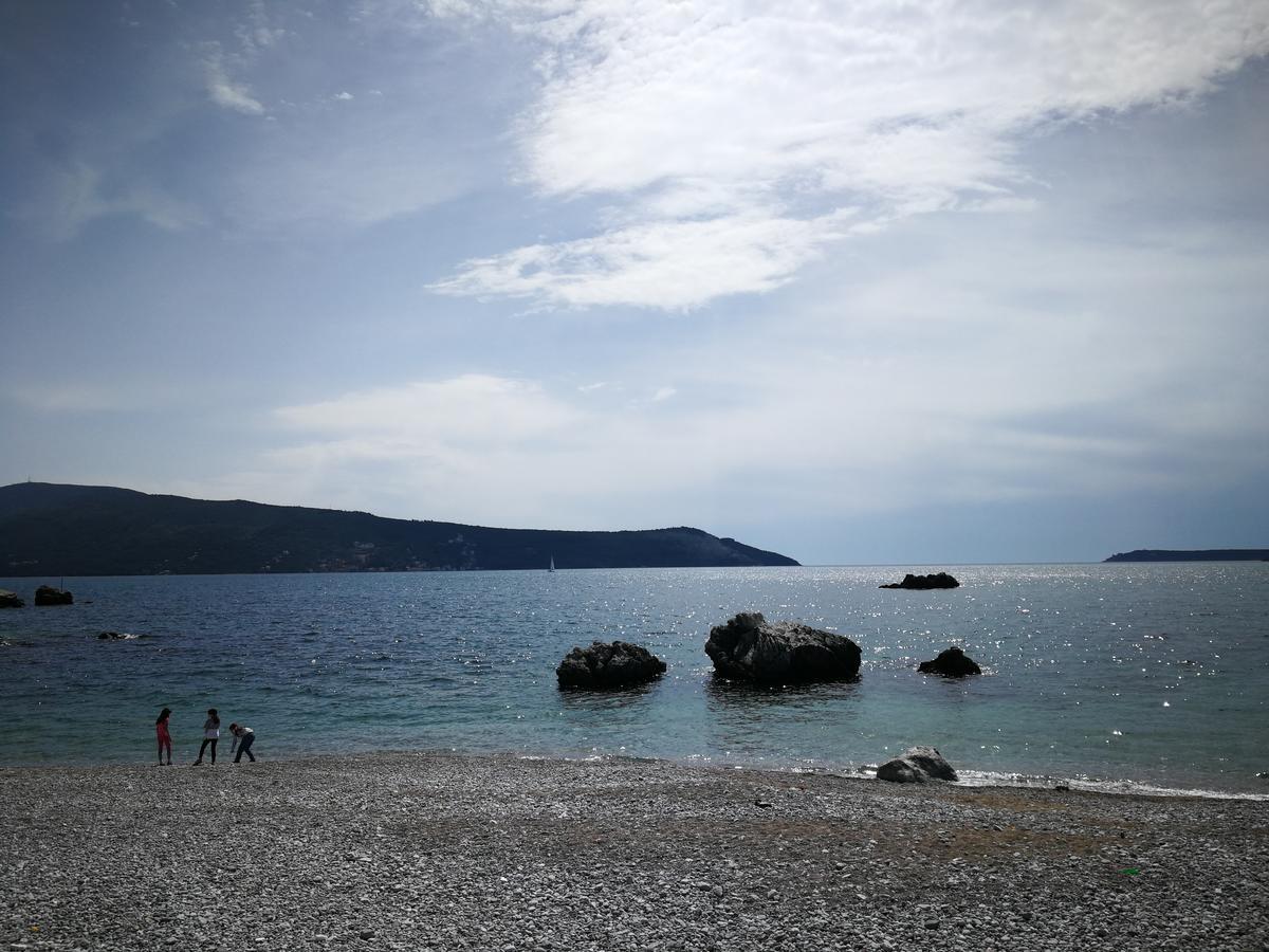 Apartments La Dolce Vita Herceg Novi Esterno foto